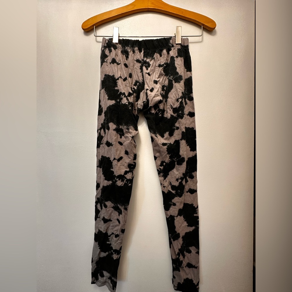 Xs threads 4 thought leggings tie dye very good condition